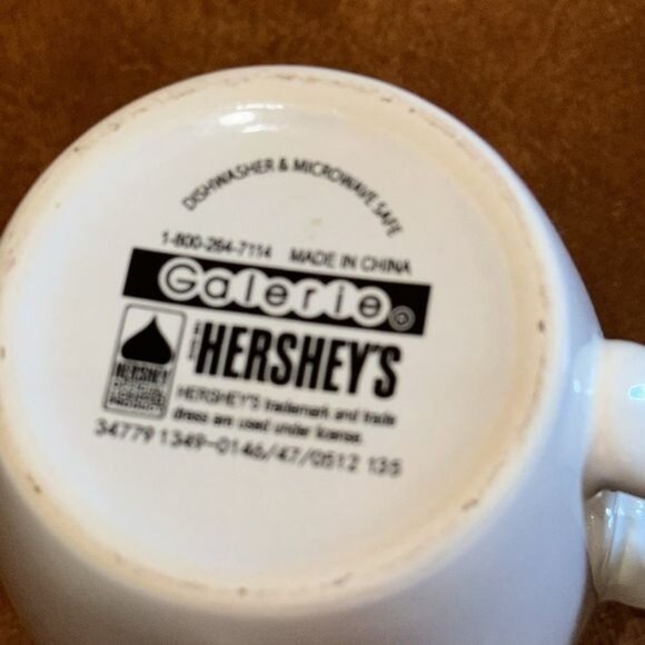 Hersheys "Make Mine Chocolate" & Mini Kisses Mugs - Set Of 2 - Picture 5 of 10